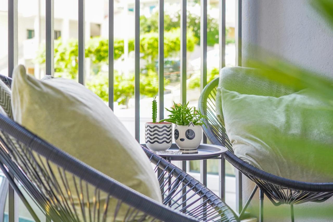Studio Apartment Smile, Near Beach & Center, Free Parking, Balcony Makarska Buitenkant foto